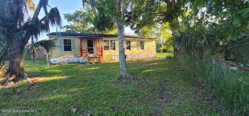 Mobile Home For Sale - 365 Saint Pierre Court<br/> Brevard County, Merritt Island, FL 32953