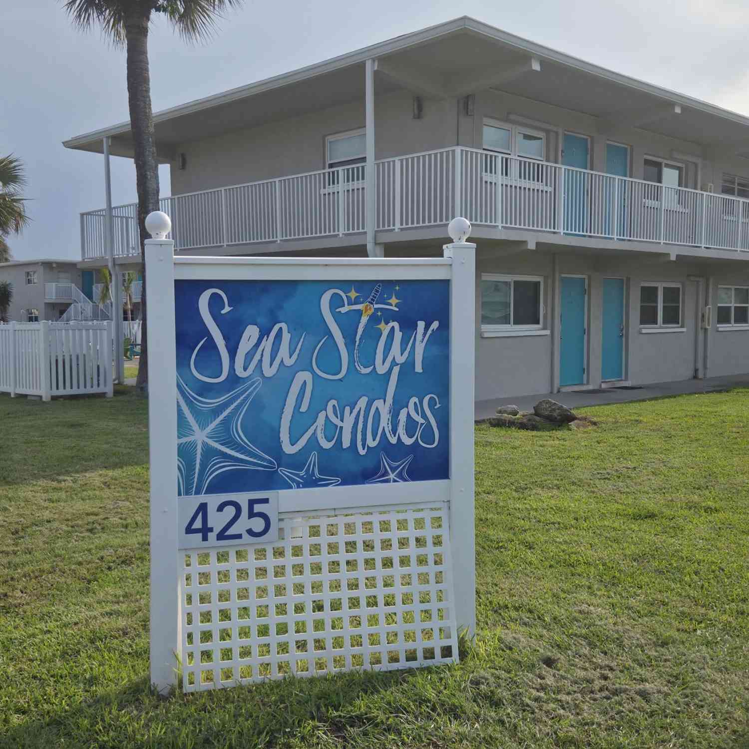 Condo For Sale - 425 Tyler Avenue #4B<br/> Brevard County, Cape Canaveral, FL 32920