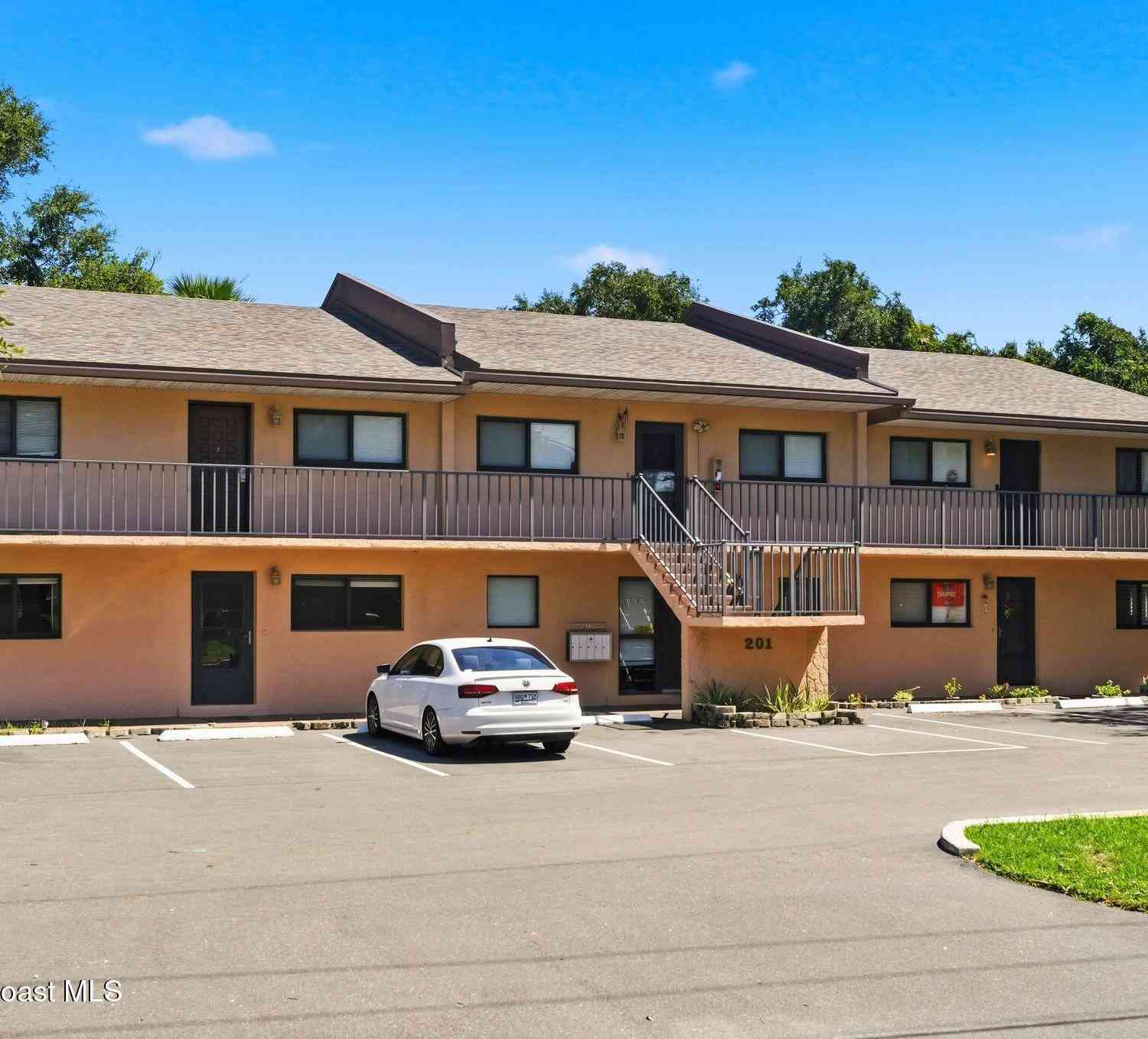 Condo For Rent - 201 Cocoa Isles Boulevard #1<br/> Cocoa Beach, FL 32931