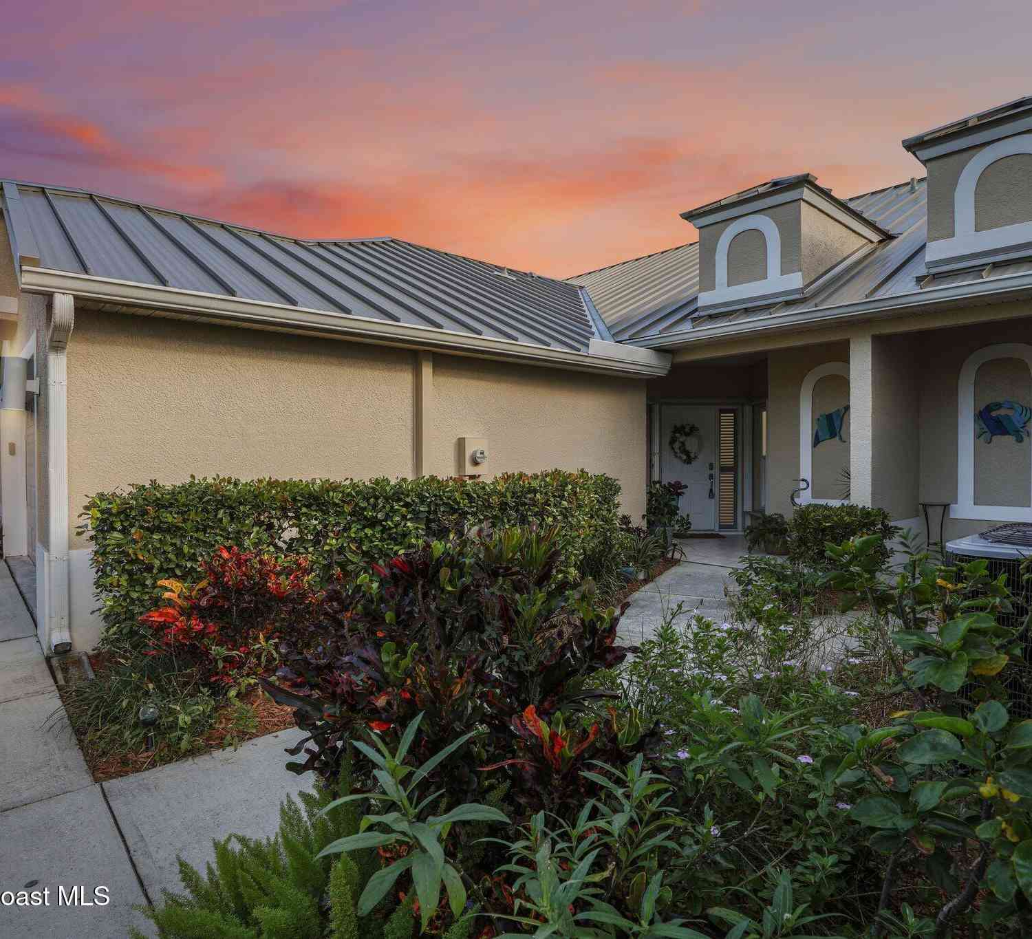 Townhouse For Sale - 111 Aquarina Boulevard<br/> Melbourne Beach, FL 32951