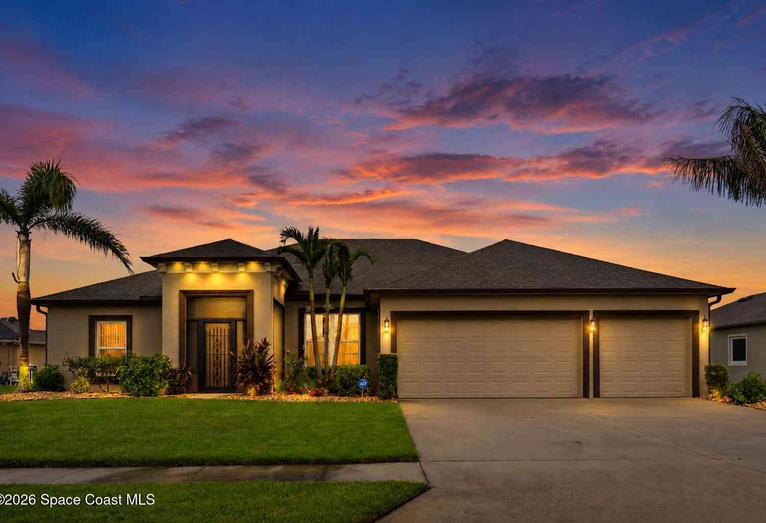 Homes For Sale - 719 Lyndall Lane<br/> Palm Bay, FL 32905