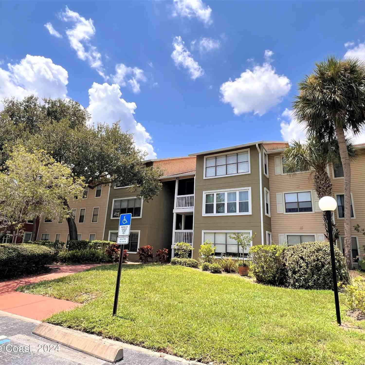 Condo For Sale - 225 S Tropical Trail #124<br/> Brevard County, Merritt Island, FL 32952