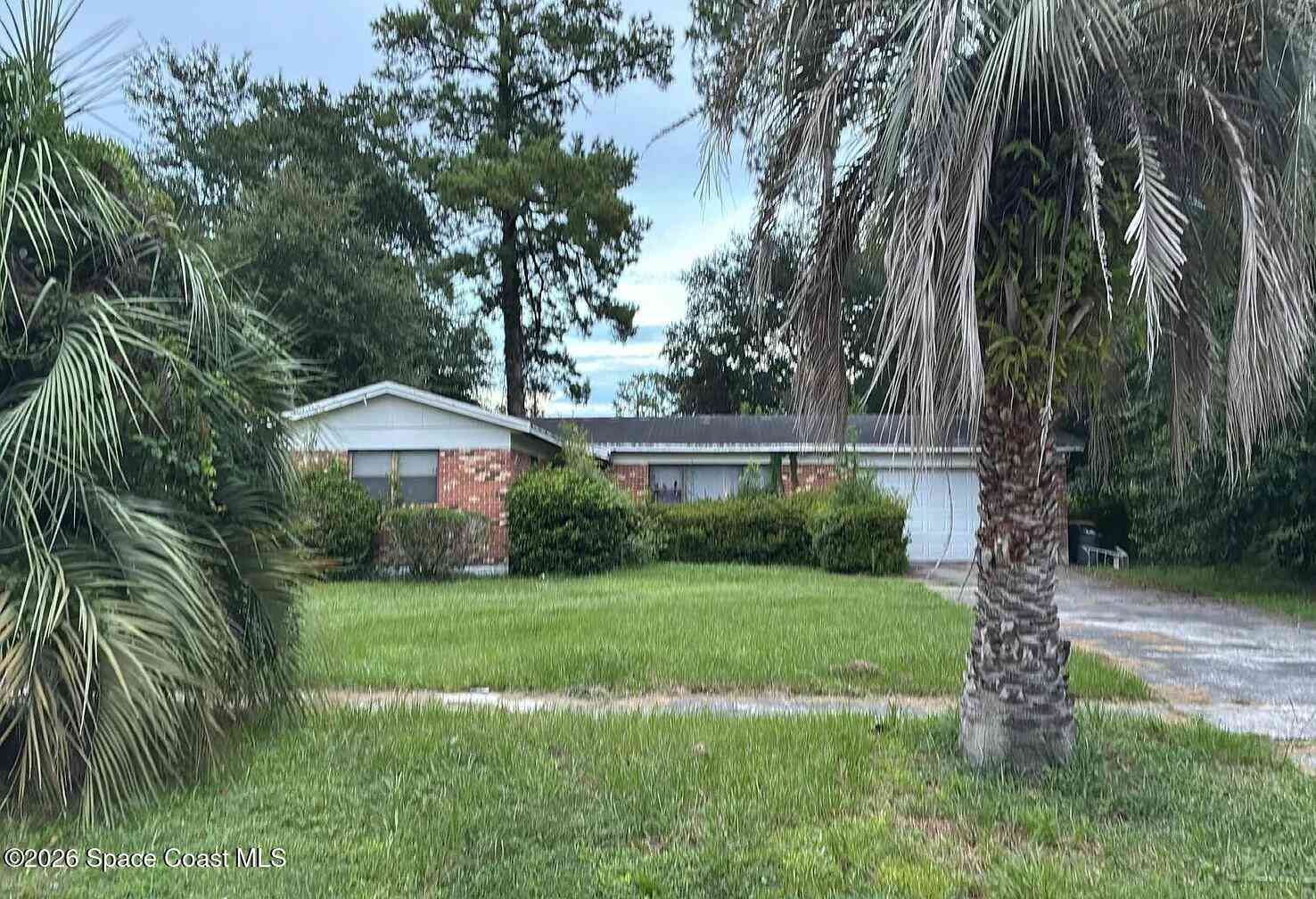 Homes For Sale - 2605 Elisa Drive<br/> Jacksonville, FL 32216