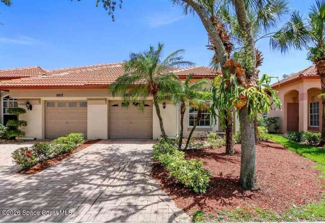 Homes For Sale - 1014 Via Jardin<br/> Palmbeach County, Riviera Beach, FL 33404