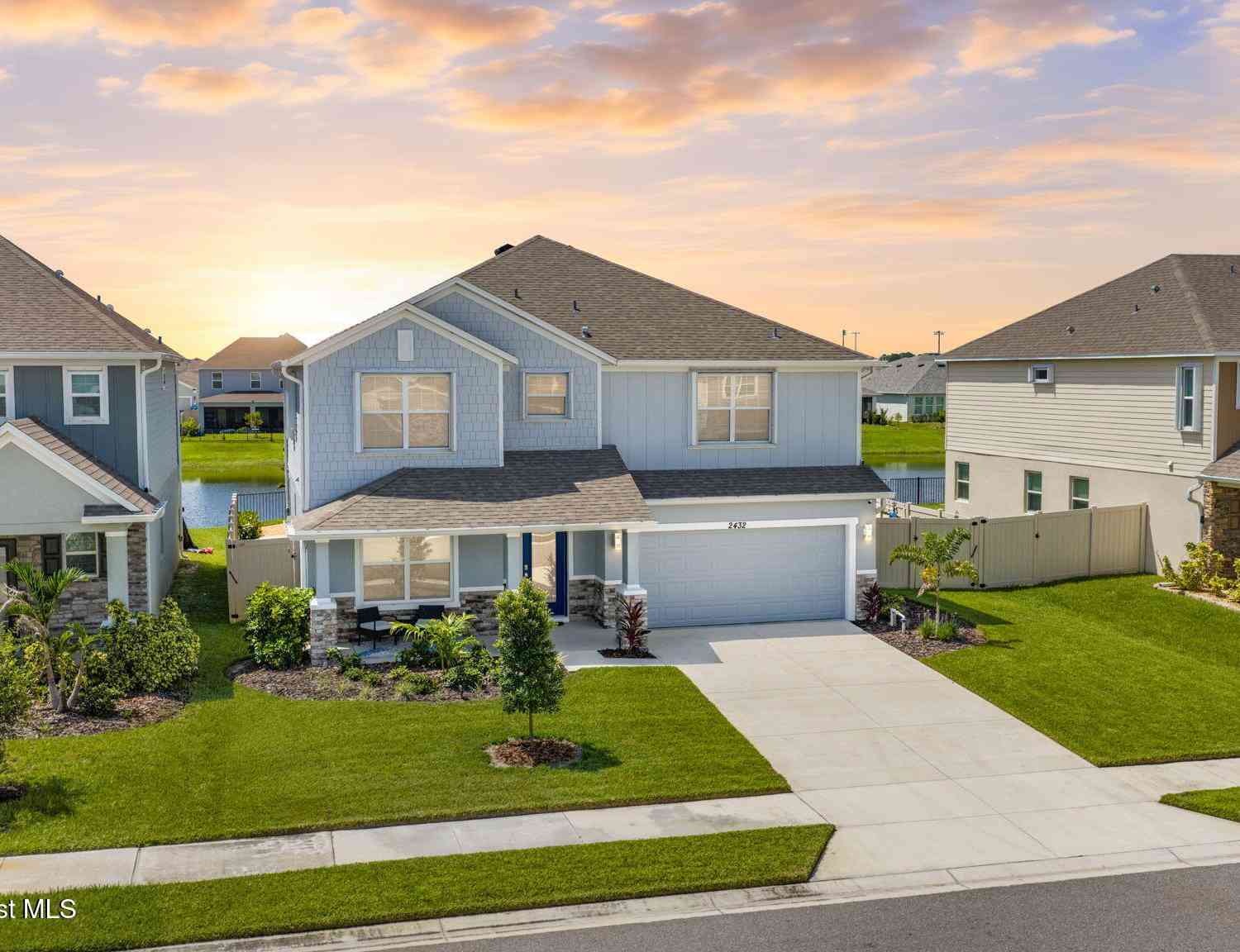 Homes For Sale - 2432 Carrick Street<br/> Brevard County, Palm Bay, FL 32907