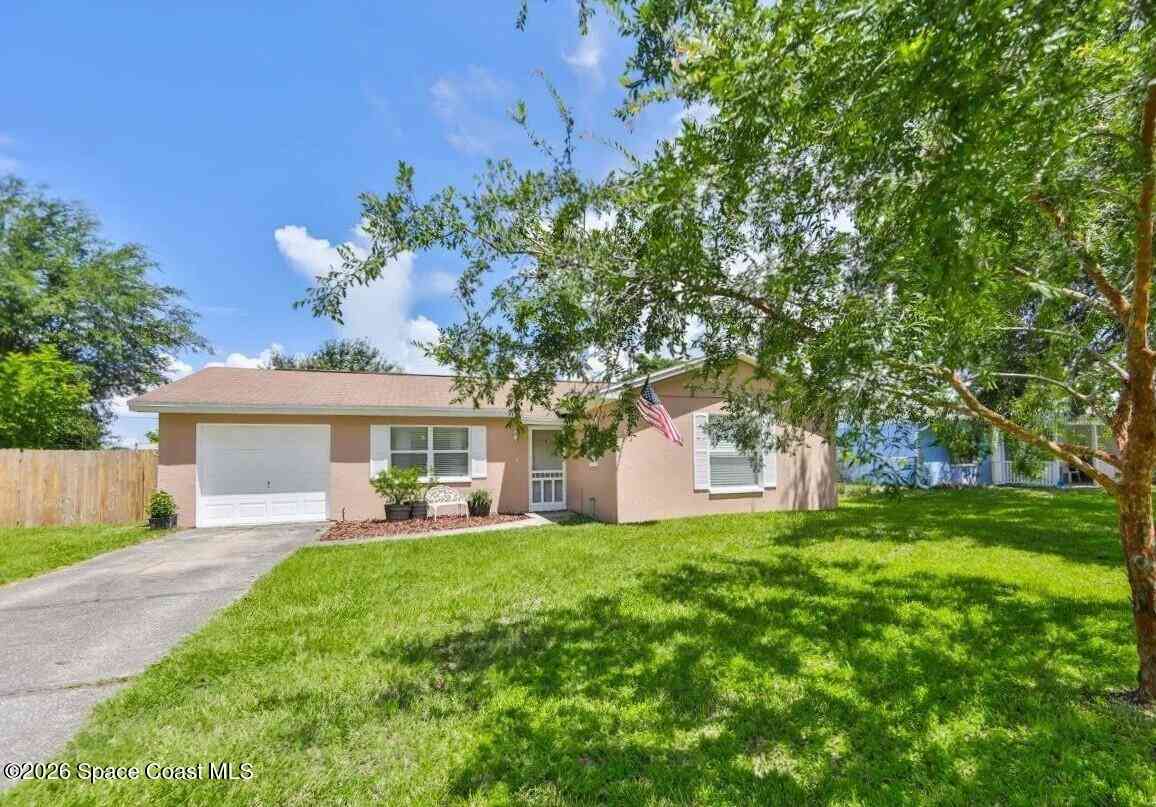 Homes For Sale - 6044 Fauna Lane<br/> Apollo Beach, FL 33572