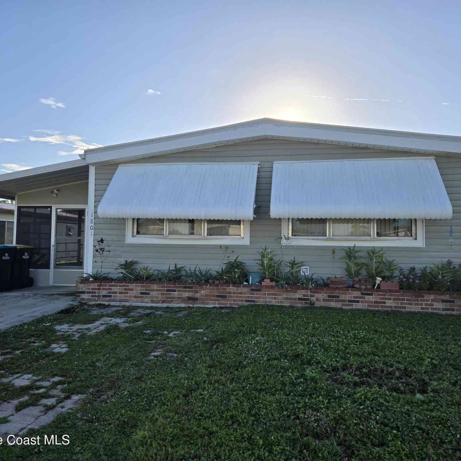 Mobile Home For Sale - 1801 Live Oak Street<br/> Palm Bay, FL 32905