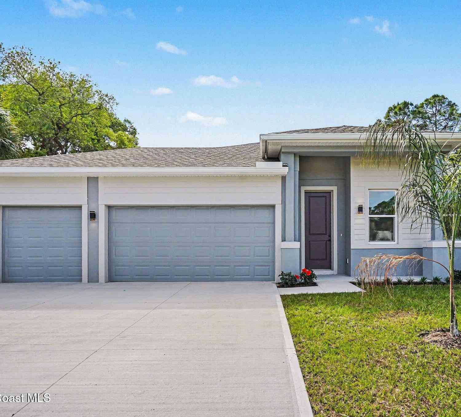 Homes For Sale - 879 Wisham Street<br/> Brevard County, Palm Bay, FL 32908