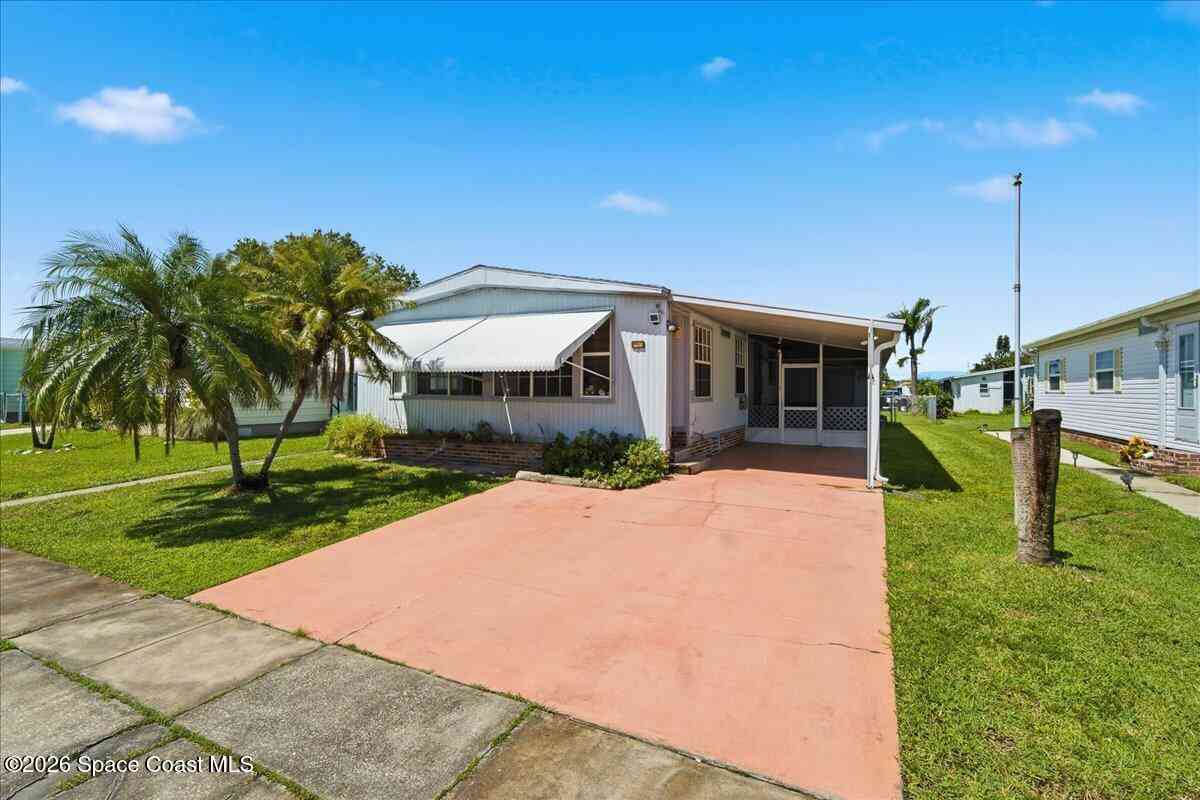Mobile Home For Sale - 1818 Coco Plum Street<br/> Palm Bay, FL 32905