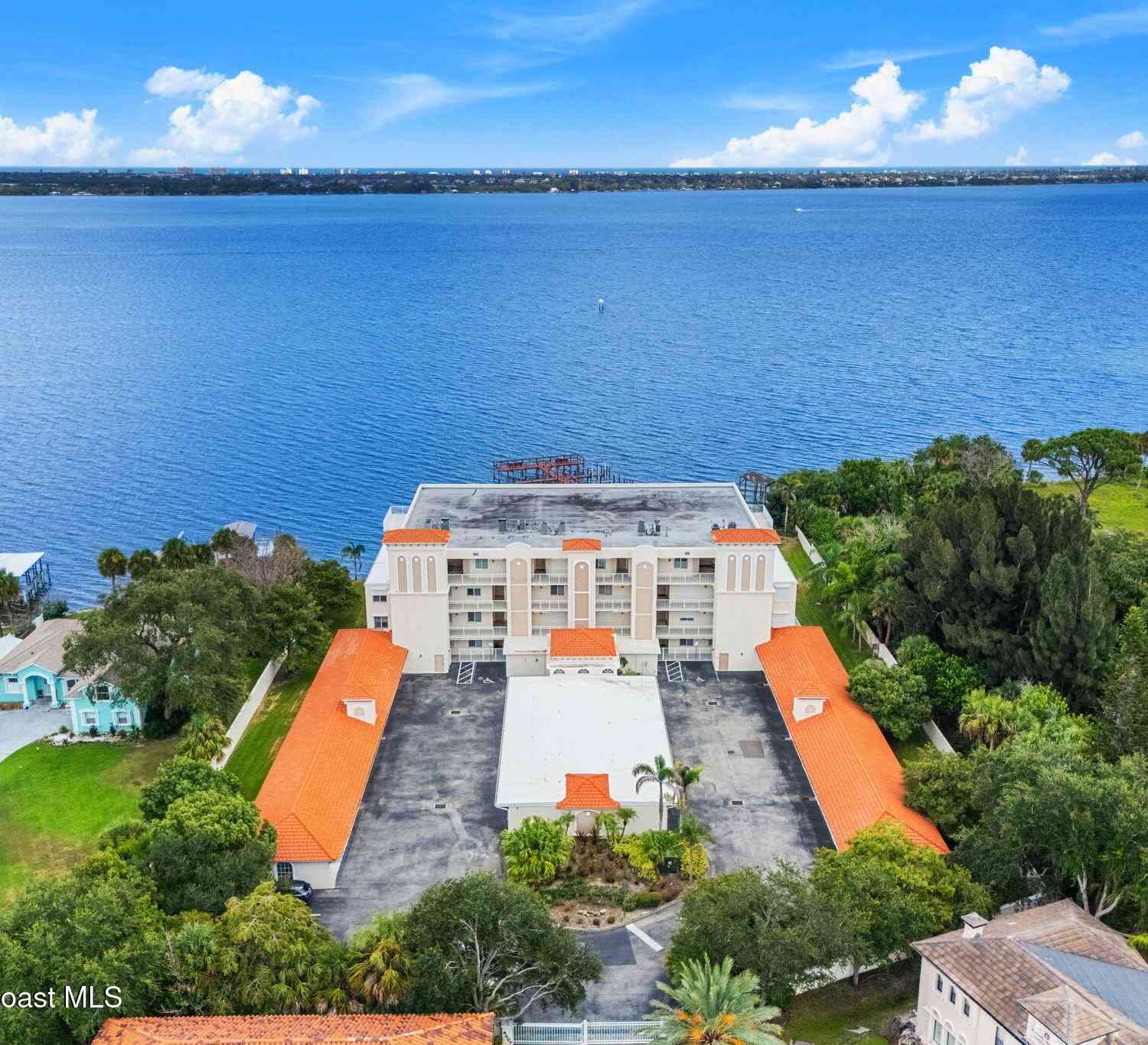 Condo For Sale - 4007 N Harbor City Boulevard #402<br/> Brevard County, Melbourne, FL 32935