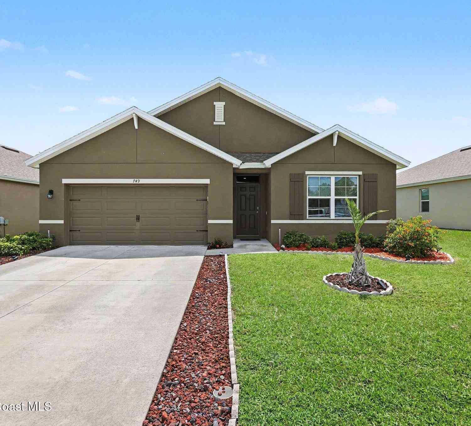 Homes For Sale - 749 Forest Trace Circle<br/> Titusville, FL 32780