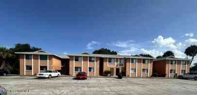 Apartment For Rent - 901 Hickory Street #209<br/> Melbourne, FL 32901