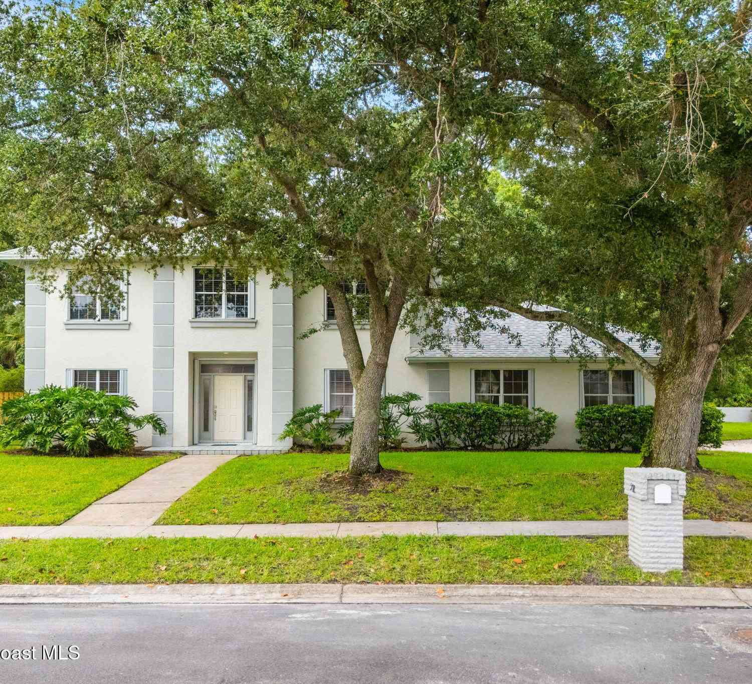 Homes For Sale - 578 Lake Ashley Circle<br/> Brevard County, West Melbourne, FL 32904