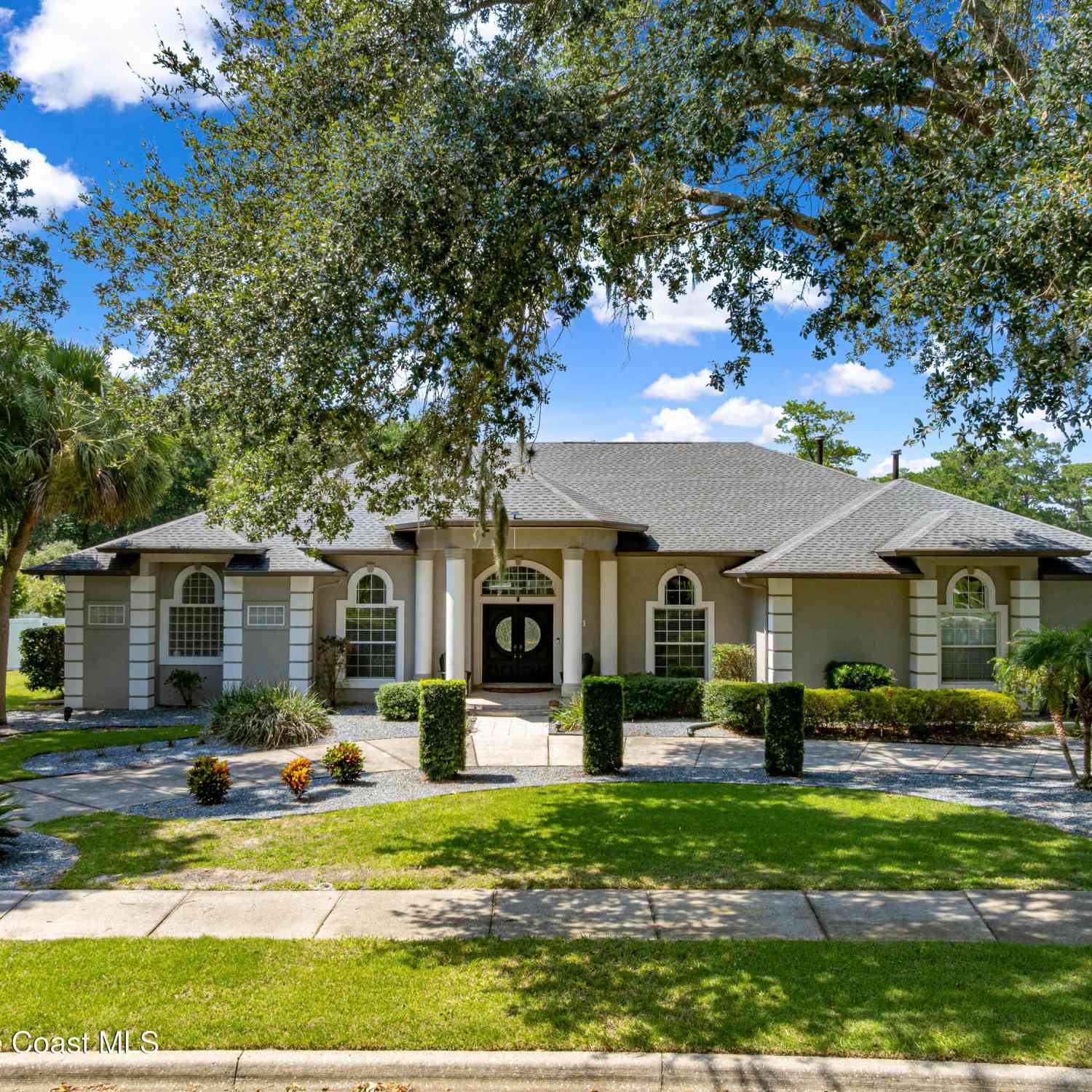Homes For Sale - 4801 SE 11th Place<br/> Ocala, FL 34471