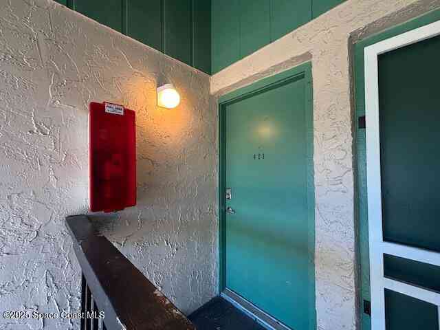 Condo For Rent - 1225 N Wickham Road #421<br/> Melbourne, FL 32935