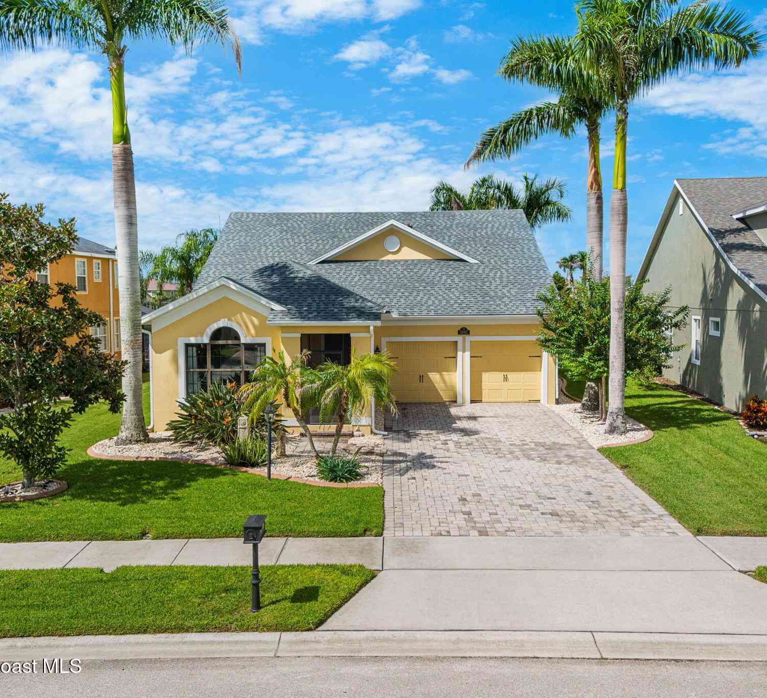 Homes For Sale - 5895 Trieda Drive<br/> Brevard County, Melbourne, FL 32940