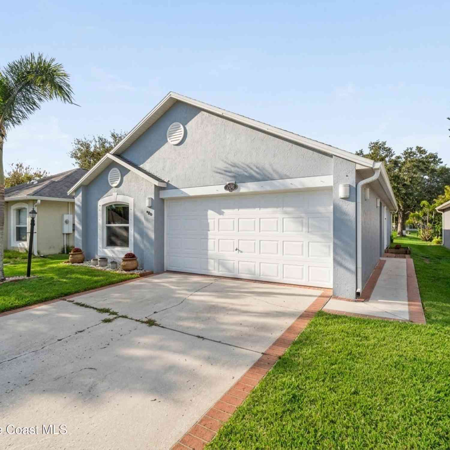 Homes For Sale - 2845 Maderia Circle<br/> Brevard County, Melbourne, FL 32935