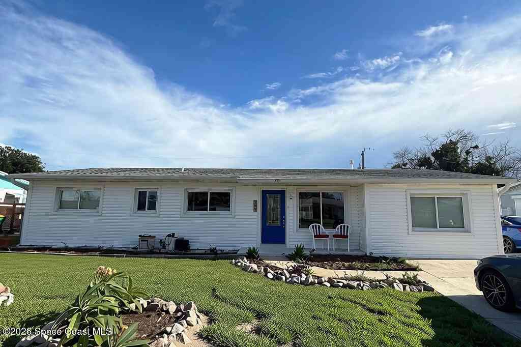 Homes For Rent - 202 SE 1st Street<br/> Satellite Beach, FL 32937