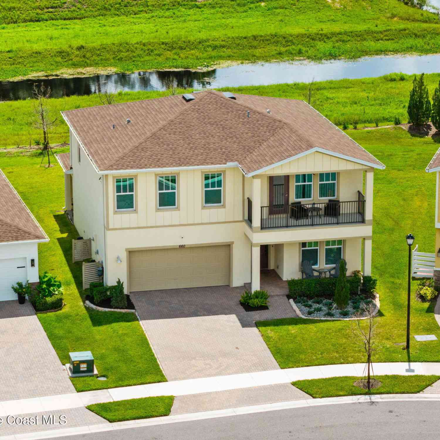 Homes For Sale - 660 Veridian Circle<br/> Brevard County, Palm Bay, FL 32907
