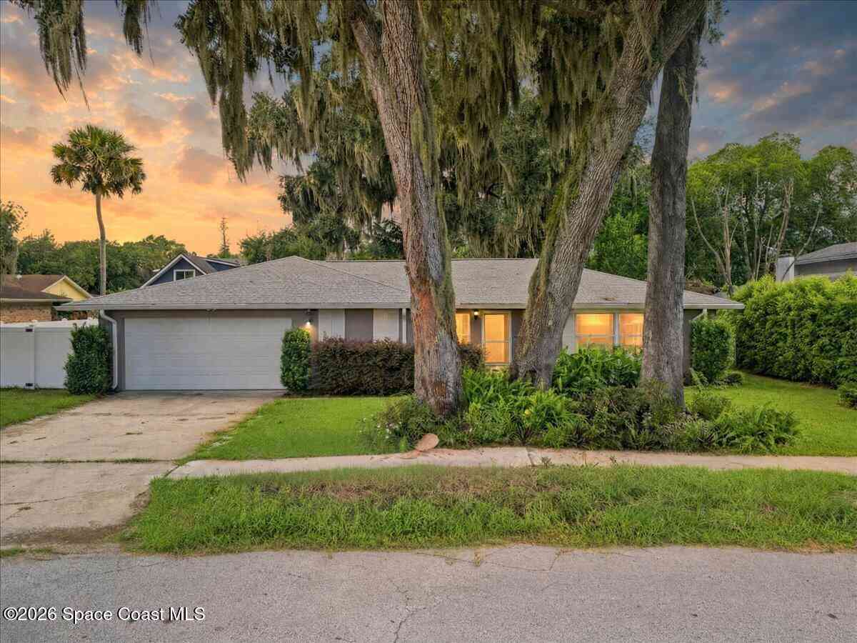 Homes For Sale - 1970 Bedford Drive<br/> Titusville, FL 32796
