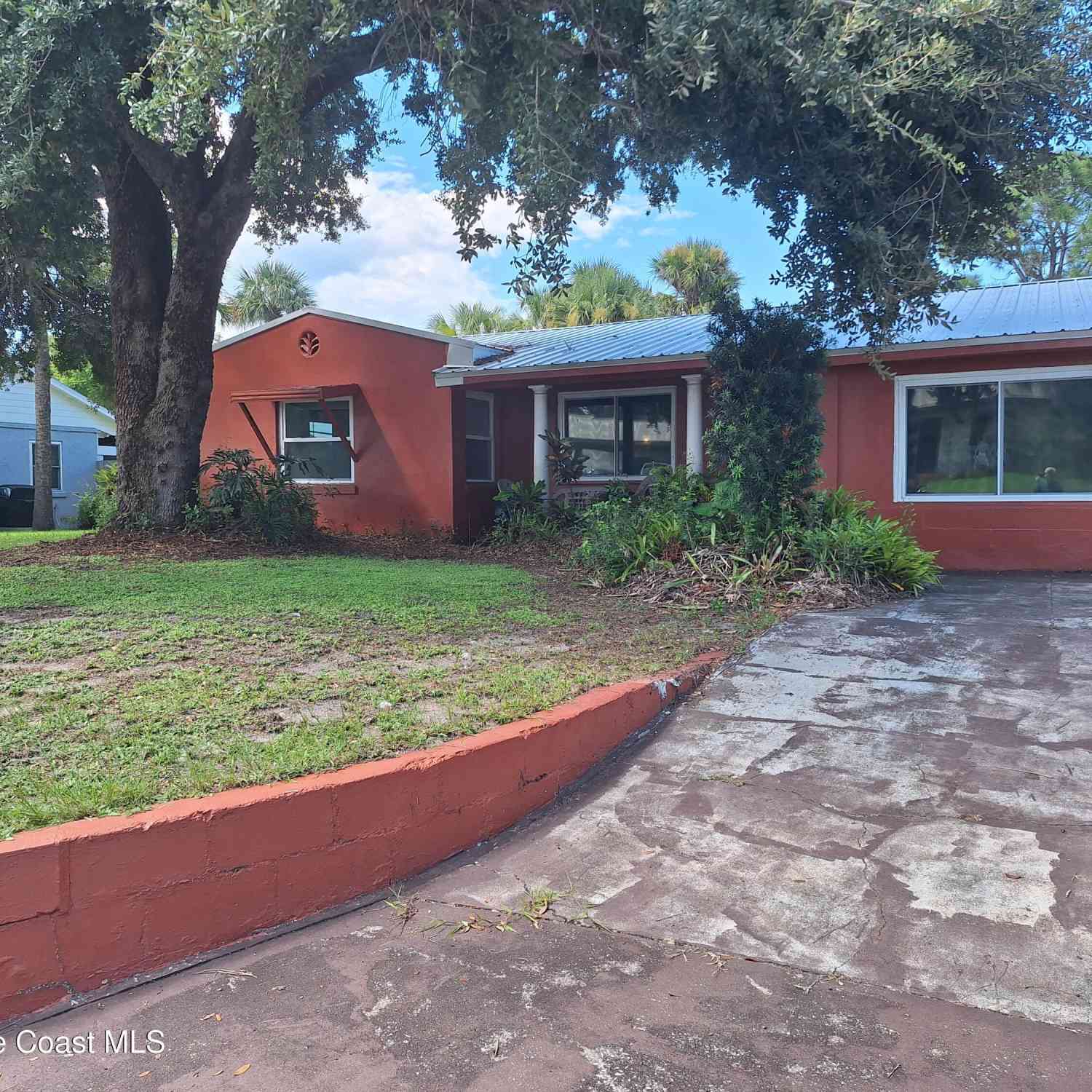 Homes For Sale - 122 Beverly Street<br/> Titusville, FL 32780