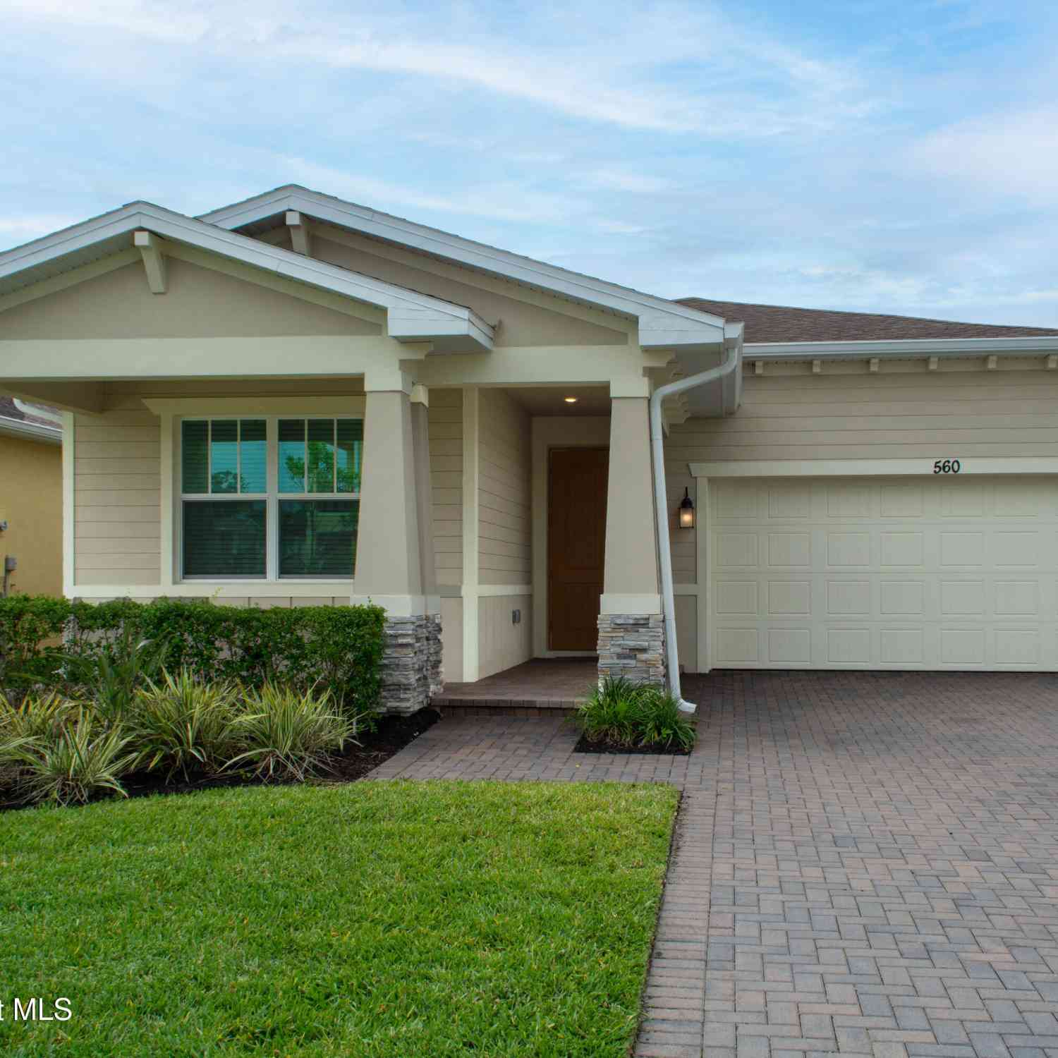 Homes For Sale - 560 Veridian Circle<br/> Palm Bay, FL 32907