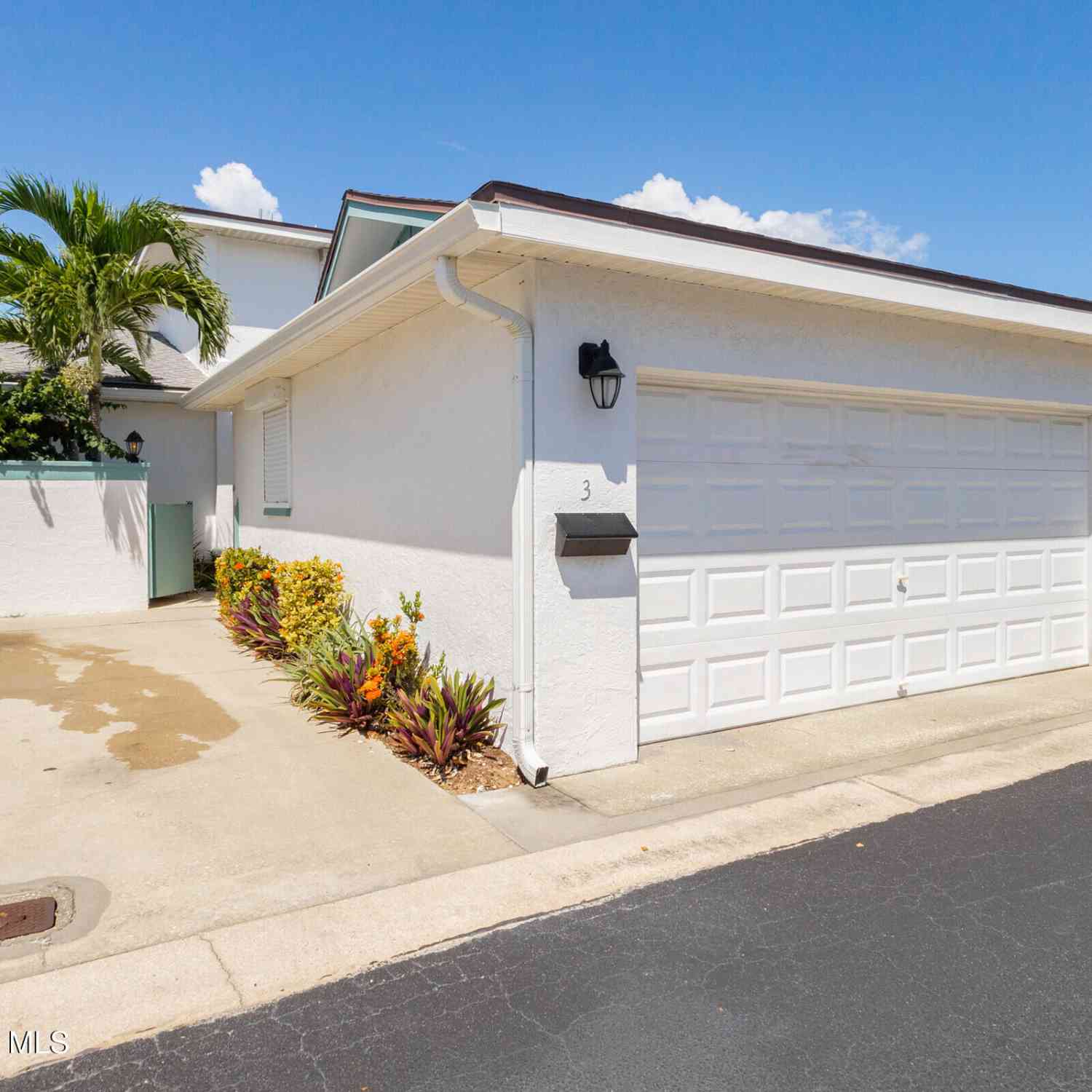 Townhouse For Rent - 290 Paradise Boulevard #3<br/> Indialantic, FL 32903