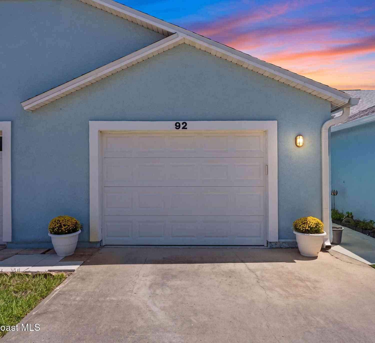 Townhouse For Sale - 92 Anchor Drive<br/> Brevard County, Indian Harbour Beach, FL 32937