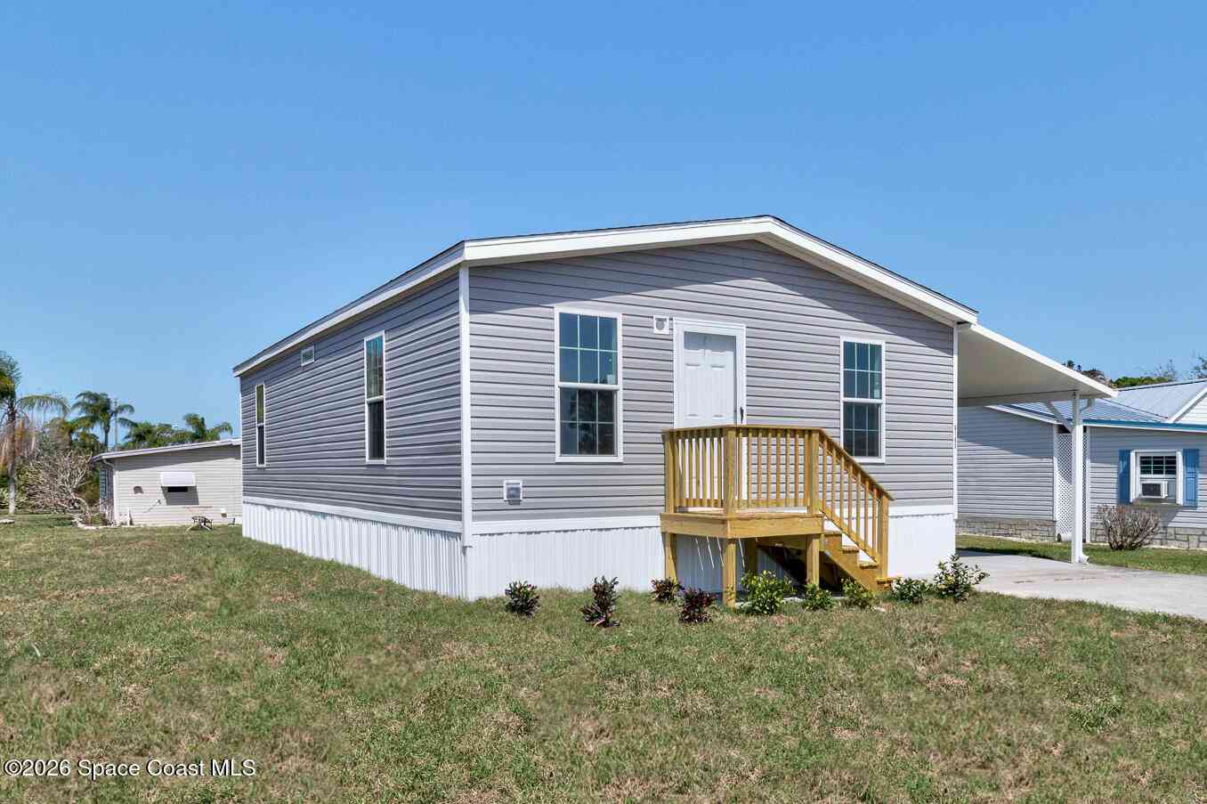 Mobile Home For Rent - 6180 98th Lane<br/> Sebastian, FL 32958