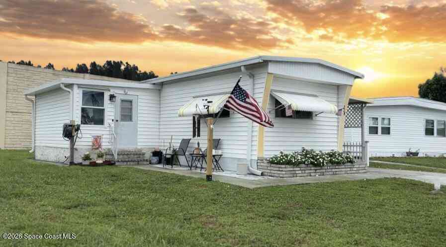 Mobile Home For Sale - 228 Holiday Park Boulevard<br/> Brevard County, Palm Bay, FL 32907