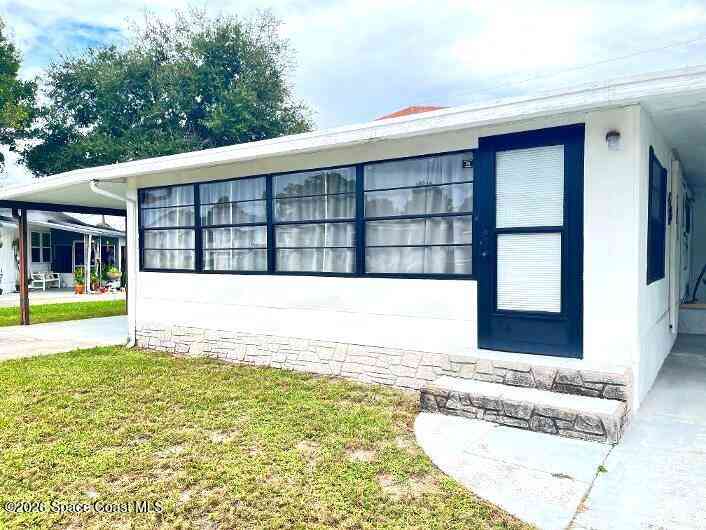 Mobile Home For Sale - 3255 Karen Avenue<br/> Brevard County, Mims, FL 32754