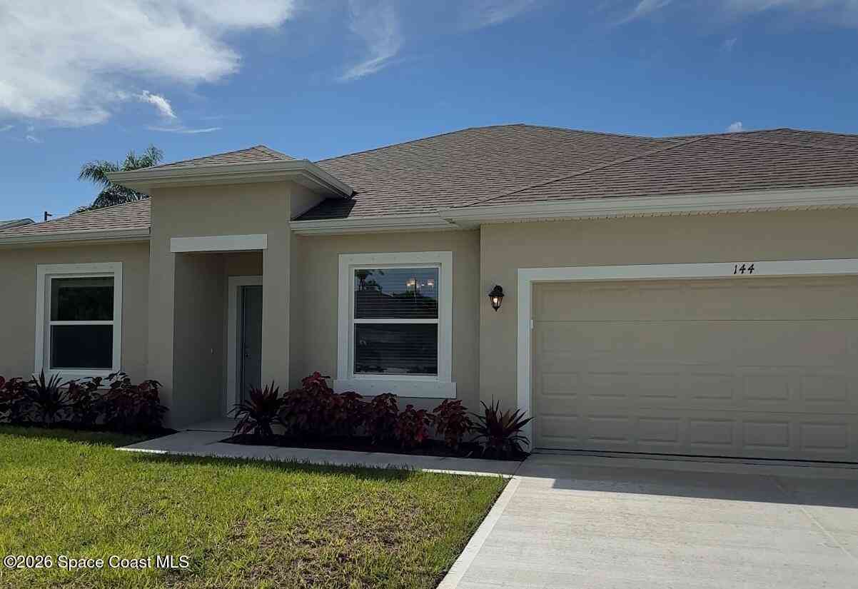 Homes For Sale - 144 Pelican Island Place<br/> Sebastian, FL 32958