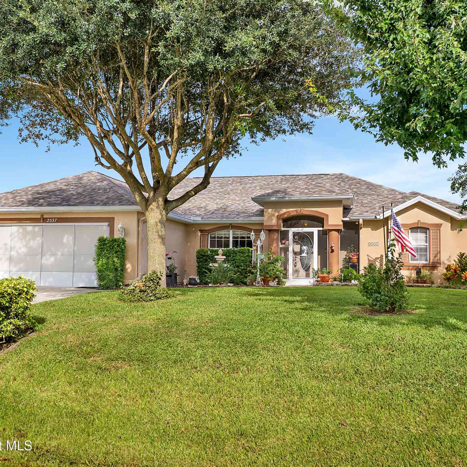 Homes For Sale - 2337 Aquilos Avenue<br/> Brevard County, Palm Bay, FL 32909