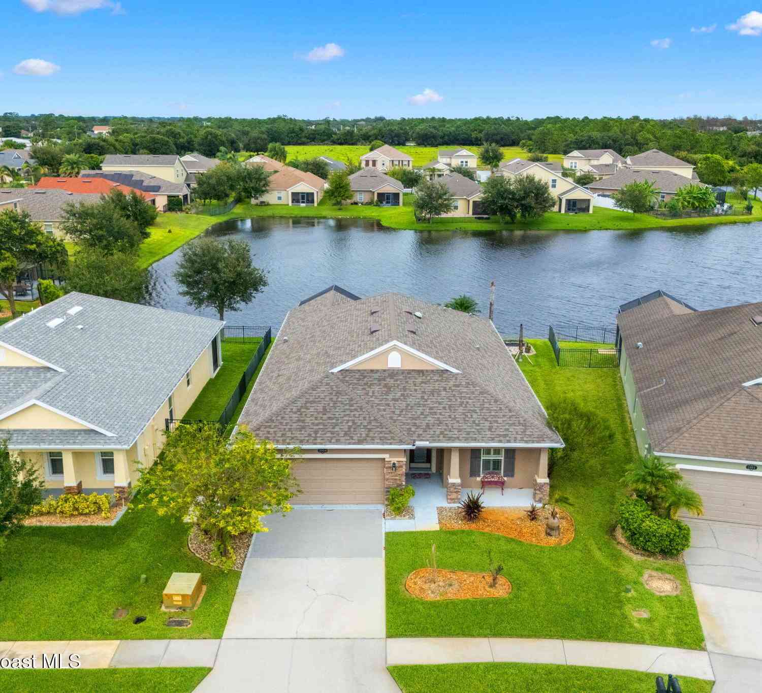 Homes For Sale - 3994 Radley Drive<br/> Brevard County, West Melbourne, FL 32904