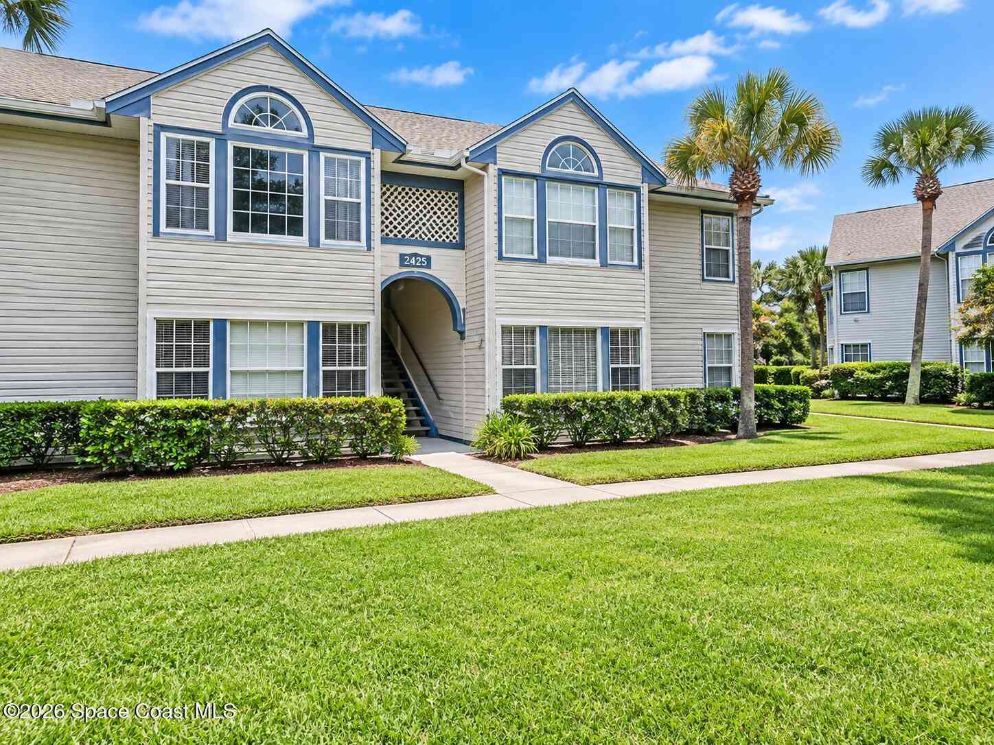 Condo For Sale - 4880 Lake Waterford Way #3-220<br/> Brevard County, Melbourne, FL 32901