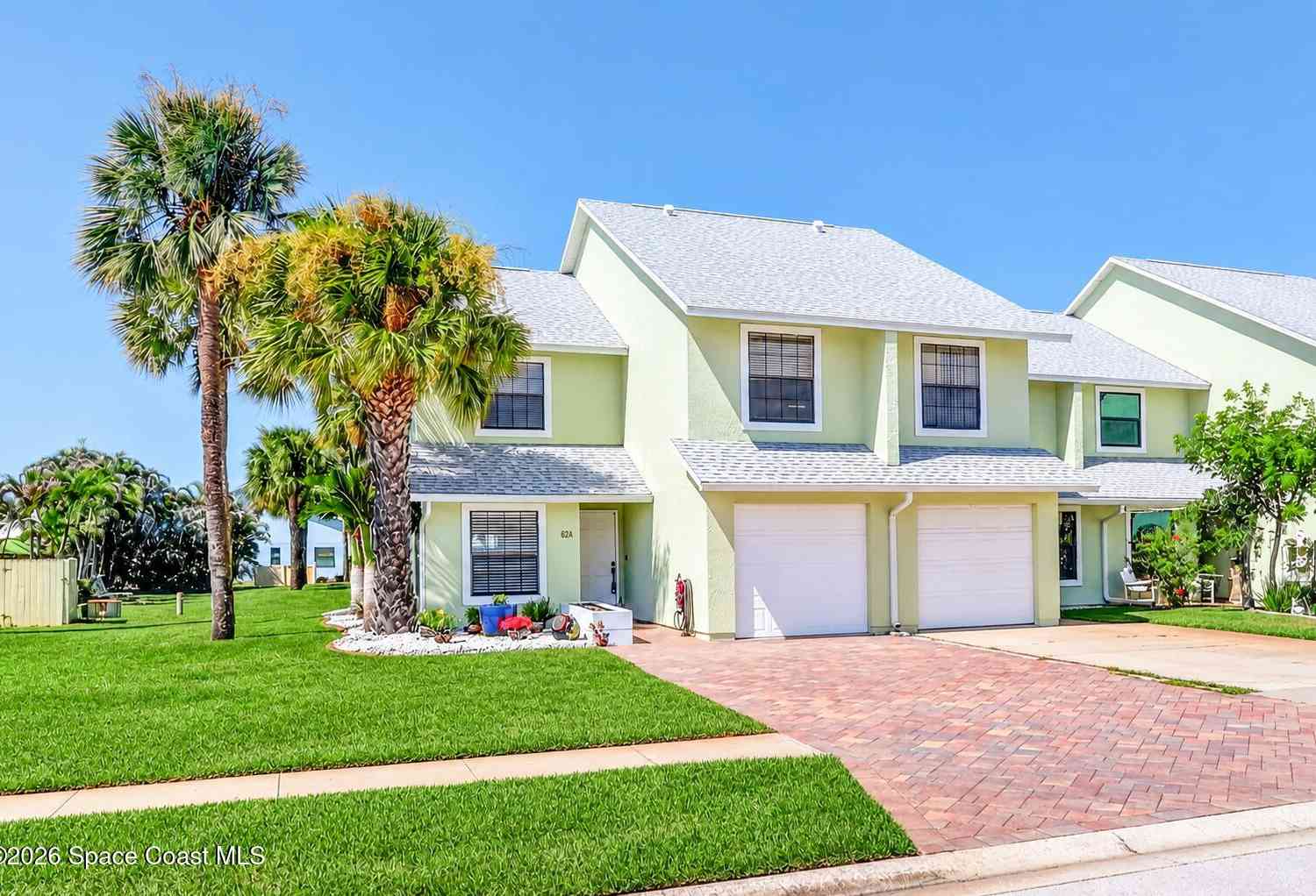 Townhouse For Sale - 18 Anchor Drive<br/> Brevard County, Indian Harbour Beach, FL 32937