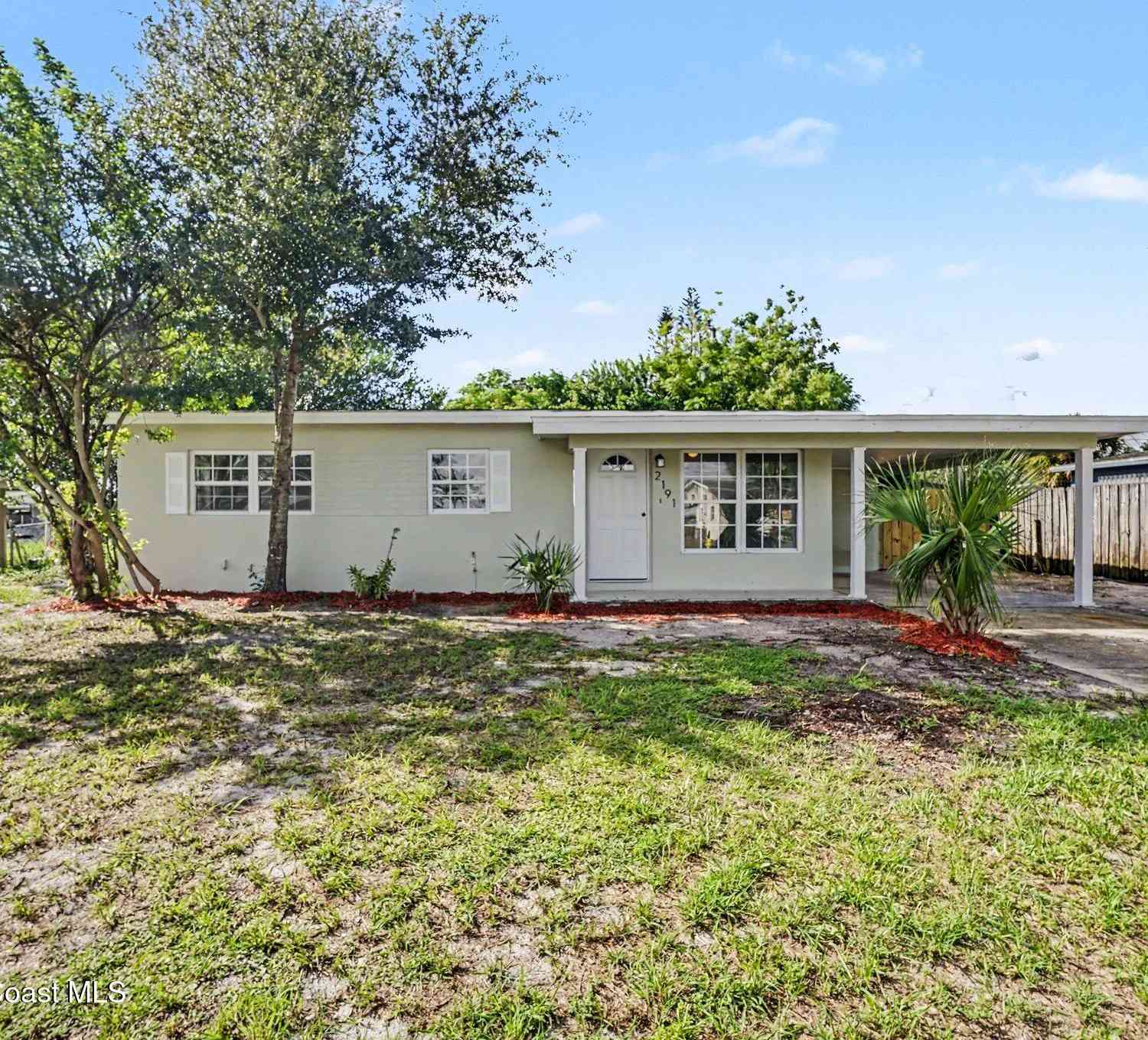 Homes For Sale - 2191 Smathers Circle<br/> Brevard County, Melbourne, FL 32935