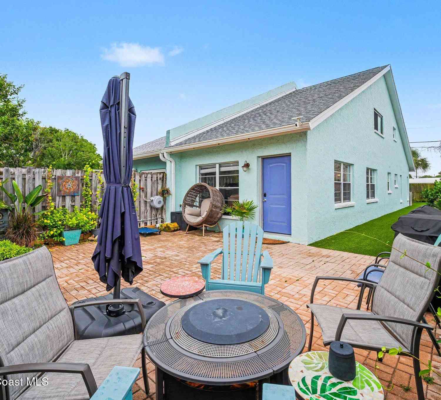 Townhouse For Sale - 113 Buchanan Avenue<br/> Cape Canaveral, FL 32920
