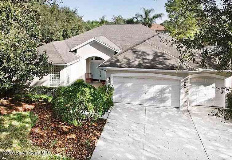 Homes For Sale - 8728 Ashworth Drive<br/> Tampa, FL 33647
