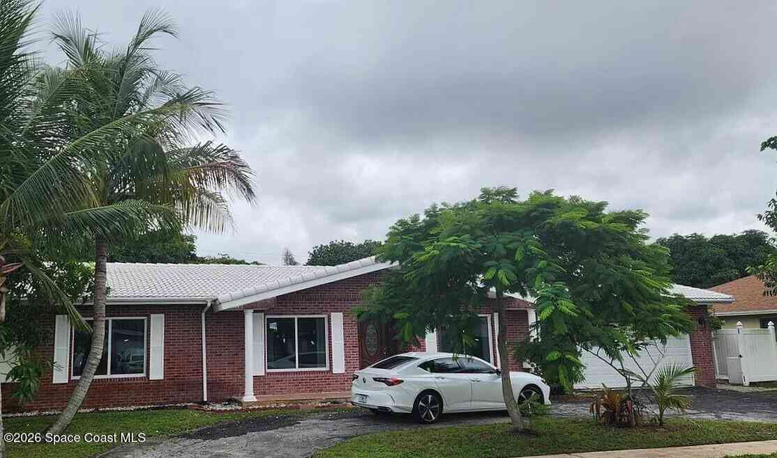 Homes For Sale - 5260 SW 9th Street<br/> Plantation, FL 33317