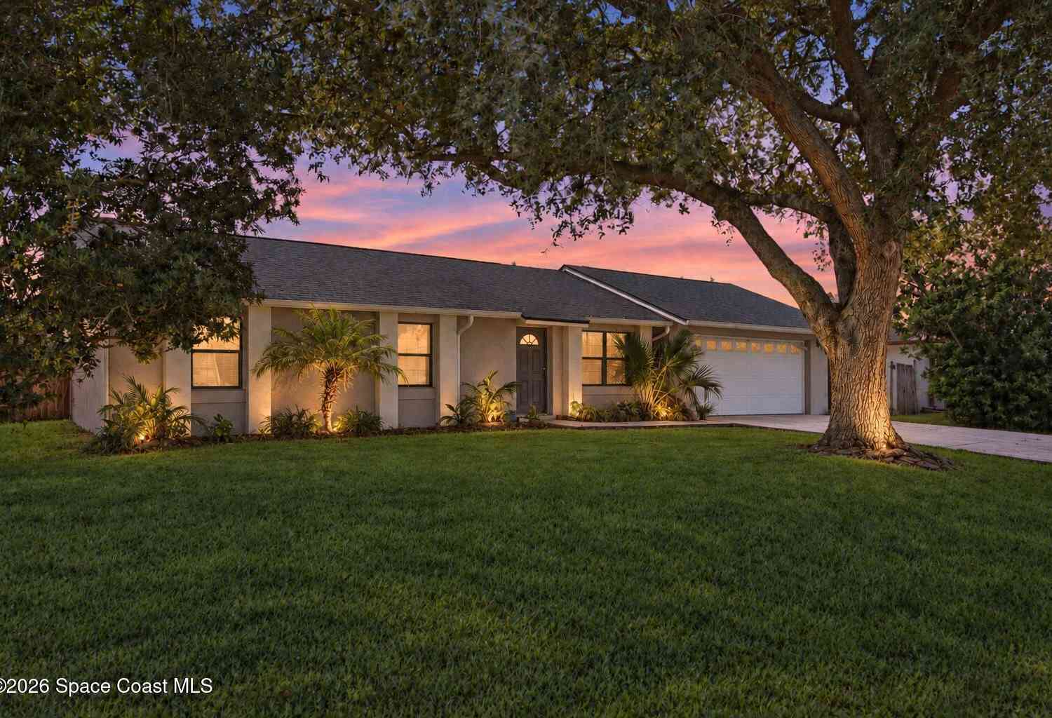 Homes For Sale - 1282 Hedgecoth Street<br/> Palm Bay, FL 32907