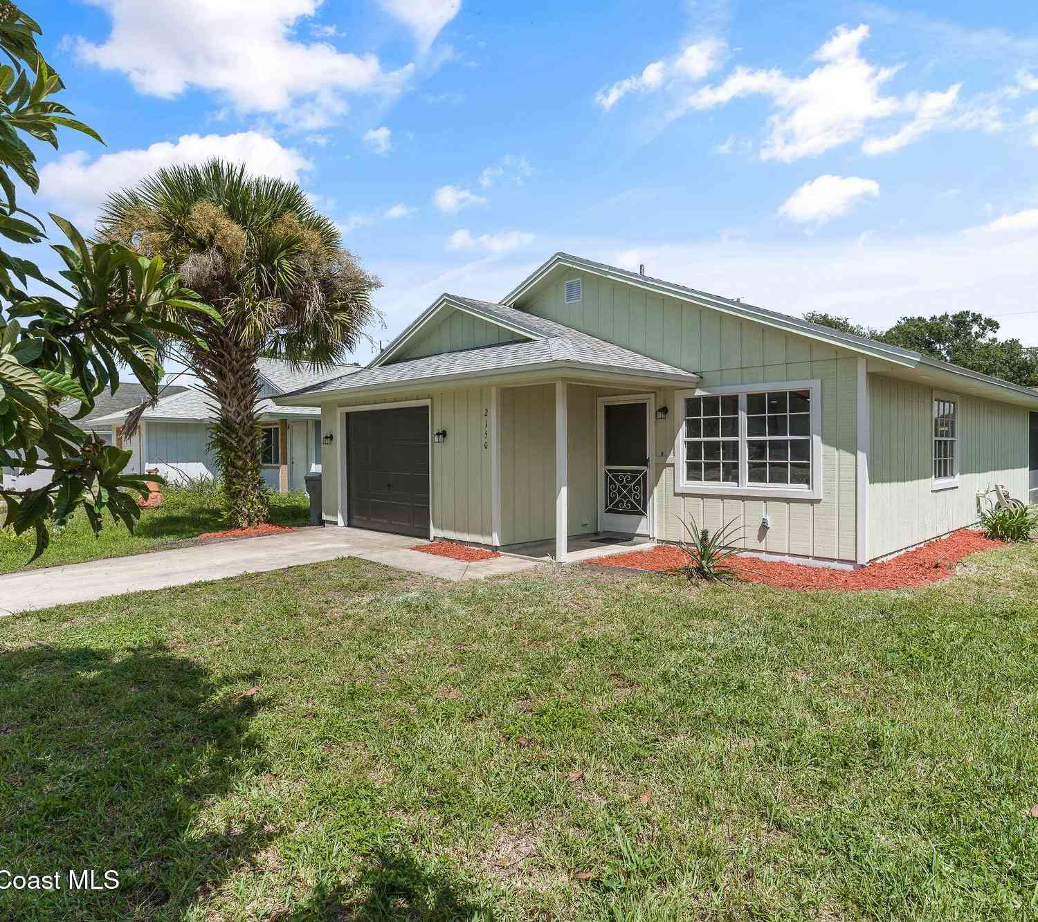 Homes For Sale - 2150 87th Court<br/> Indian River County, Vero Beach, FL 32966