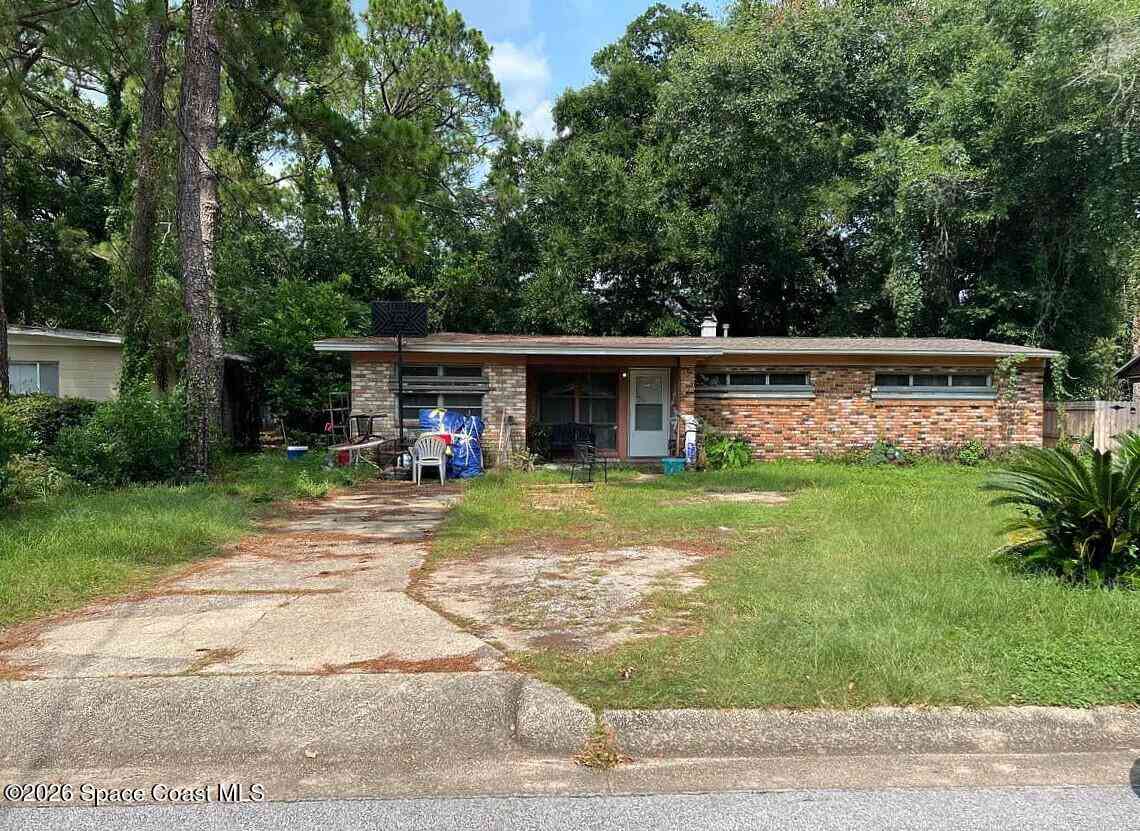 Homes For Sale - 208 Fairfax Drive<br/> Pensacola, FL 32503