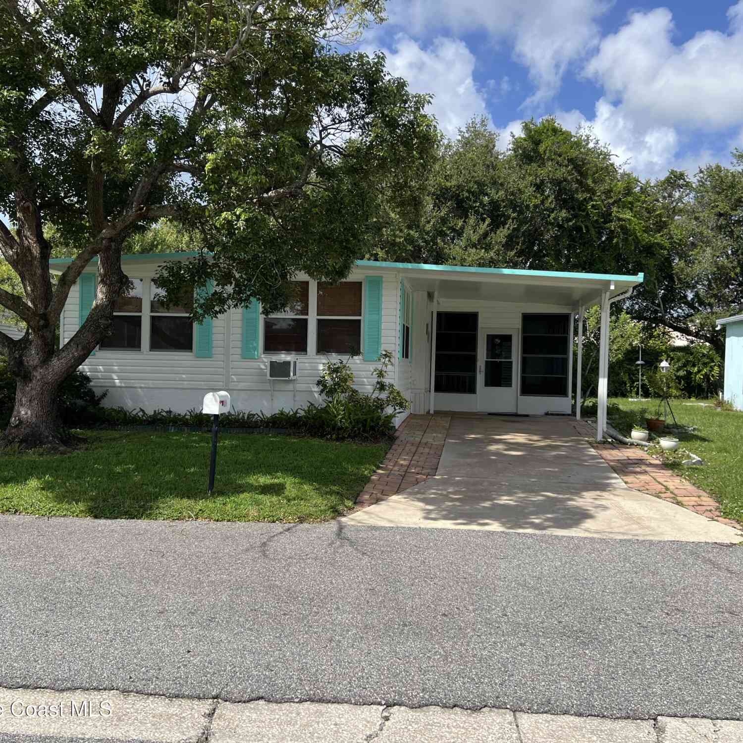 Mobile Home For Rent - 1019 NE Moonlight Court<br/> Brevard County, Palm Bay, FL 32907