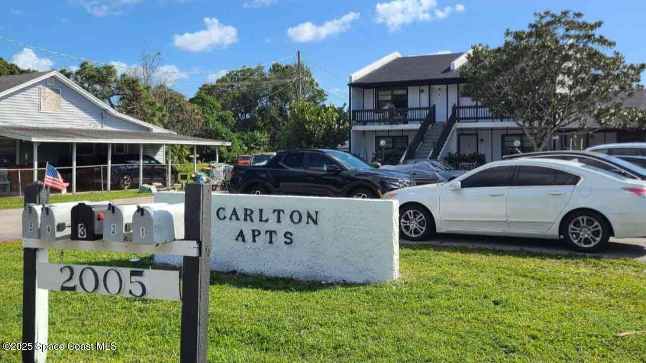 Apartment For Rent - 2005 Carlton Drive #3<br/> Brevard County, Melbourne, FL 32935