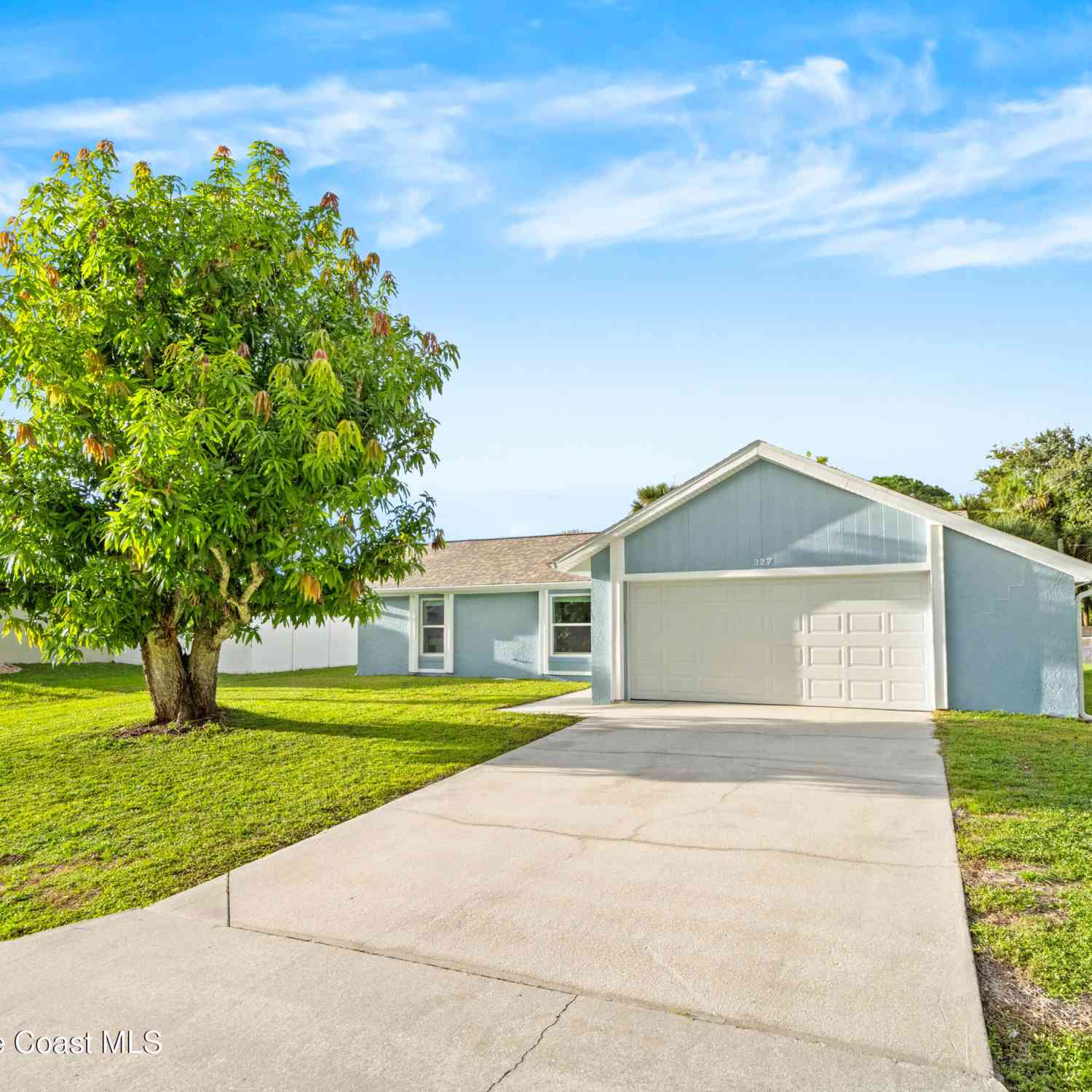 Homes For Sale - 327 Brescia Street<br/> Palm Bay, FL 32907