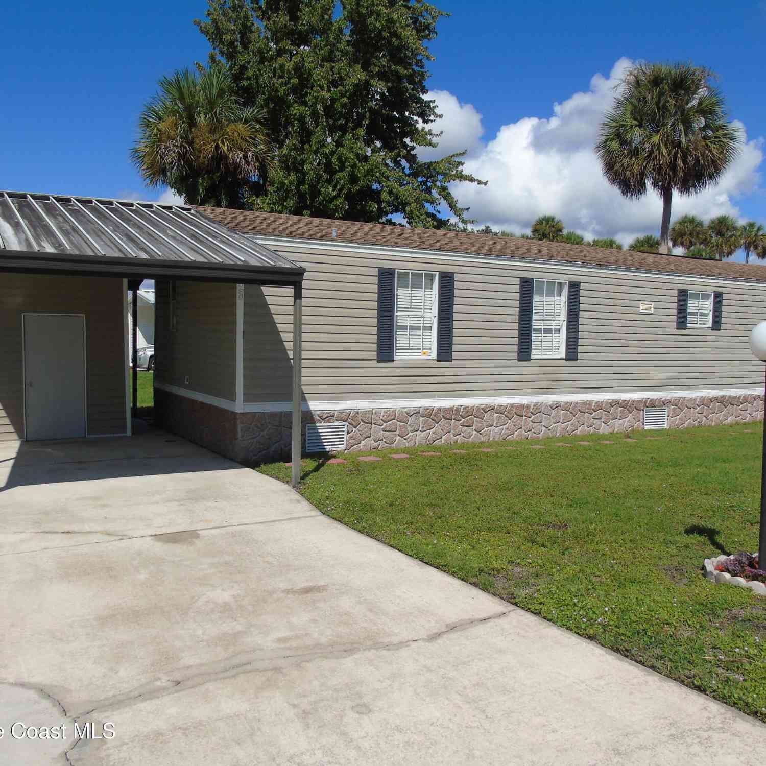 Mobile Home For Sale - 4080 Eucalyptus Place<br/> Brevard County, Cocoa, FL 32926