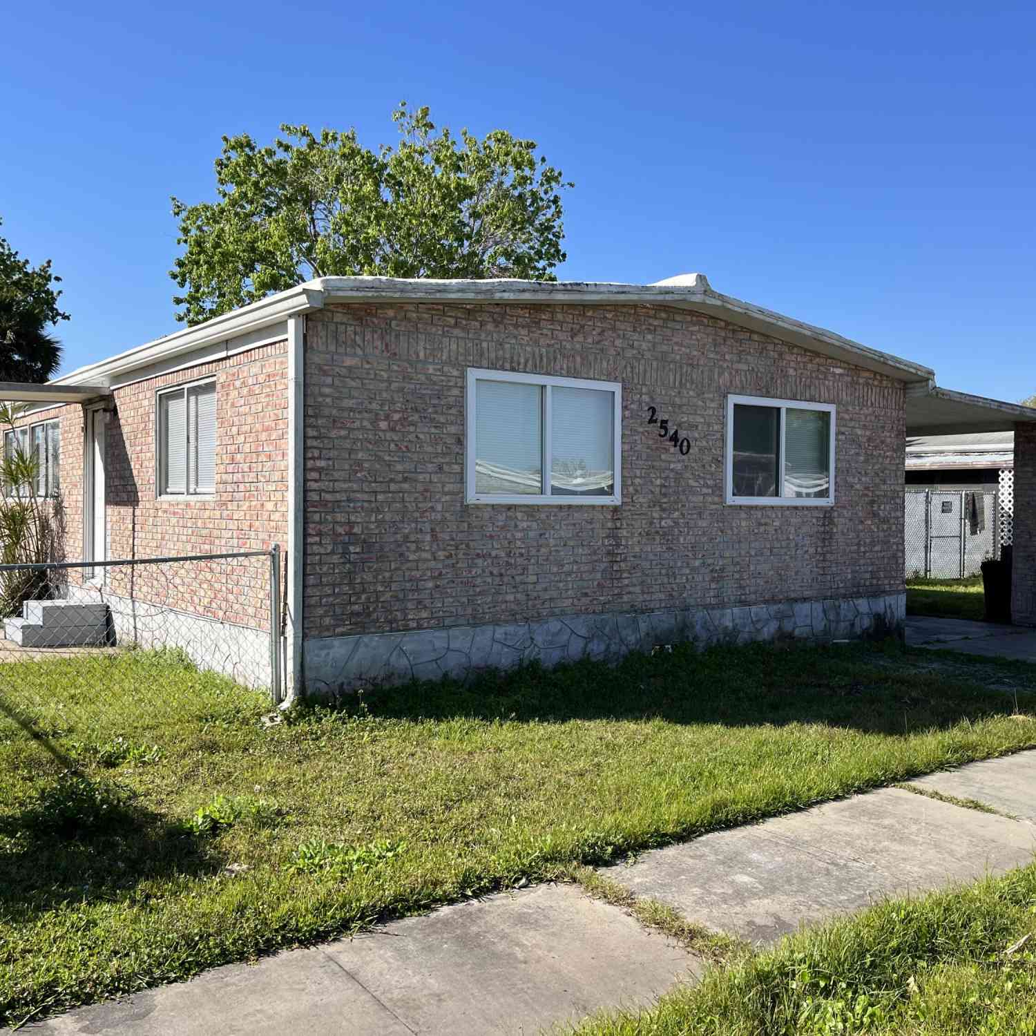 Mobile Home For Rent - 2540 Haverhill Road<br/> Brevard County, Palm Bay, FL 32905