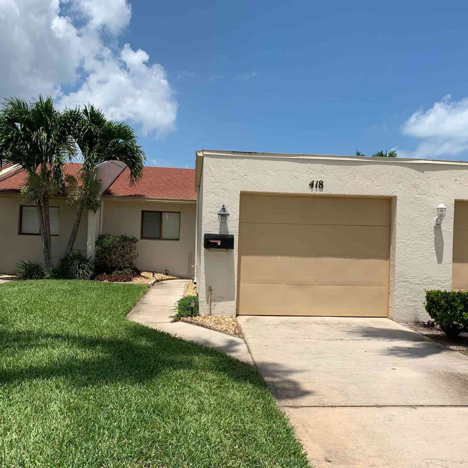 Townhouse For Rent - 418 Hawthorne Court<br/> Brevard County, Indian Harbour Beach, FL 32937