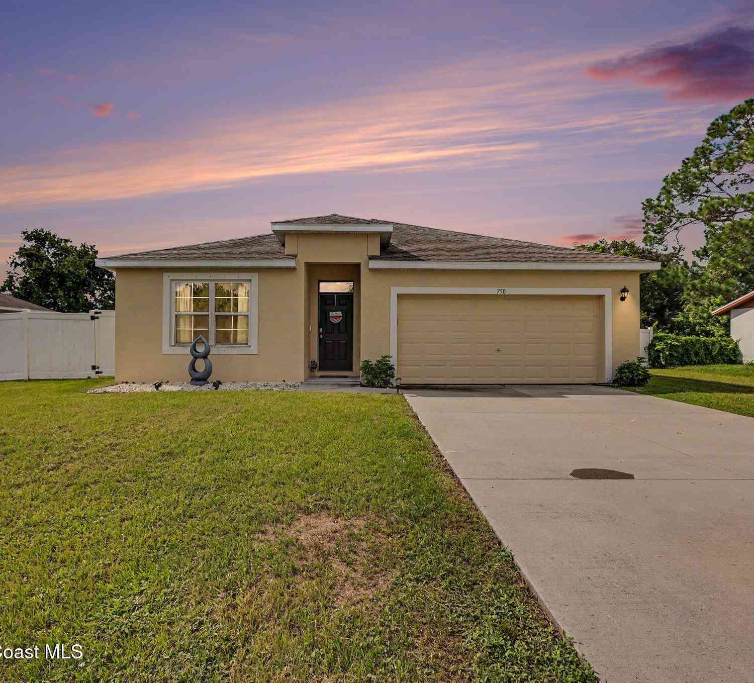 Homes For Rent - 750 Empress Street<br/> Brevard County, Palm Bay, FL 32909